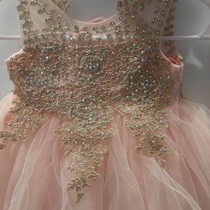 TIP TOP Hand Beaded Bridal Dress Lovely Gown Size 12M